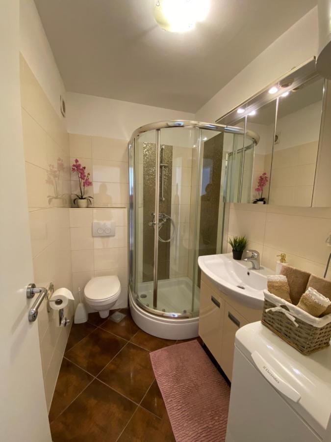 Cozy Apartment With Free Private Parking Split Exterior foto