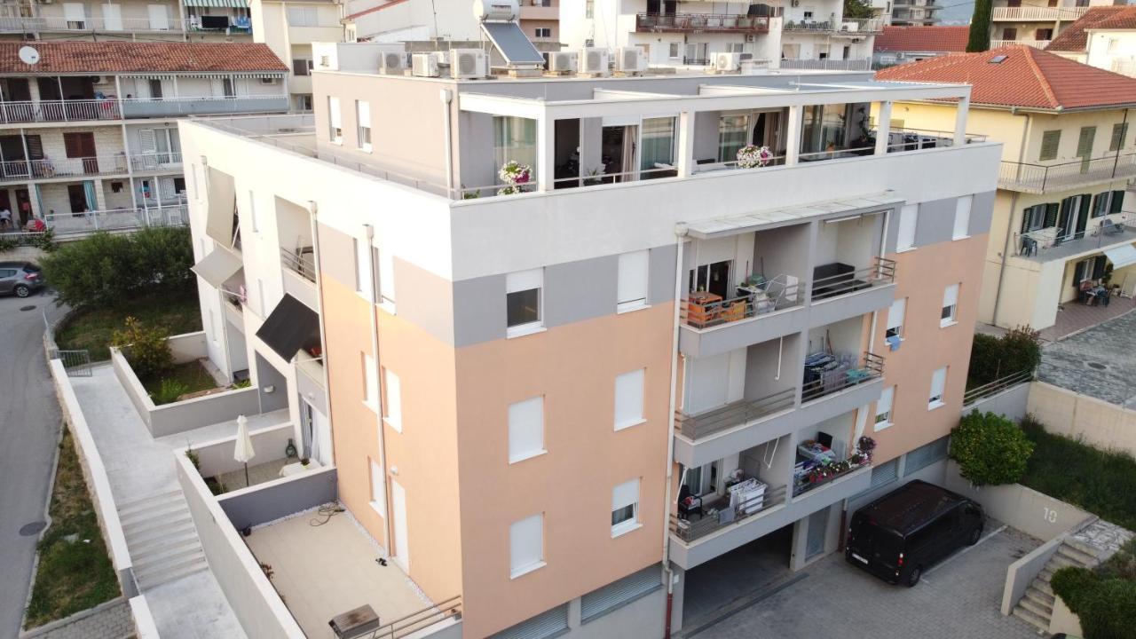 Cozy Apartment With Free Private Parking Split Exterior foto